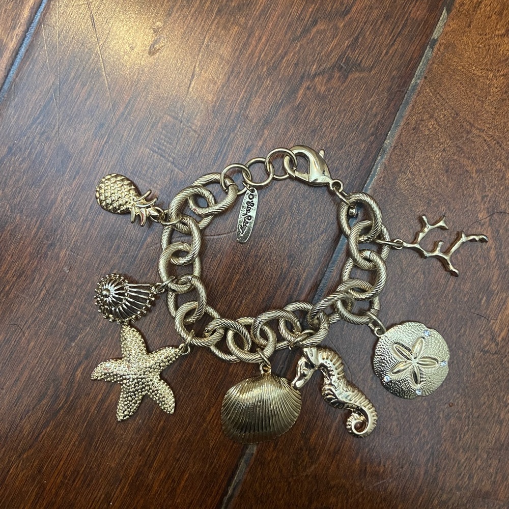 Lilly Pulitzer For Target Gold Tone Beach Shell Charm Bracelet